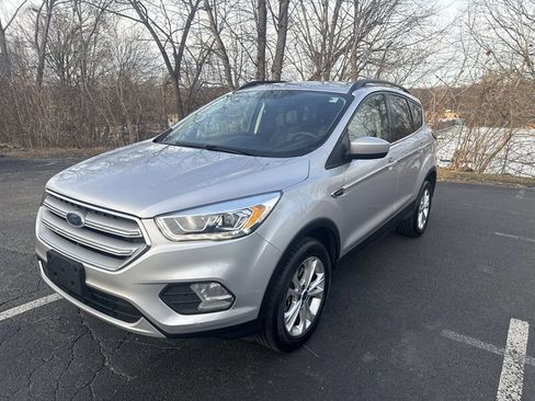 Used 2018 Ford Escape SEL image 1