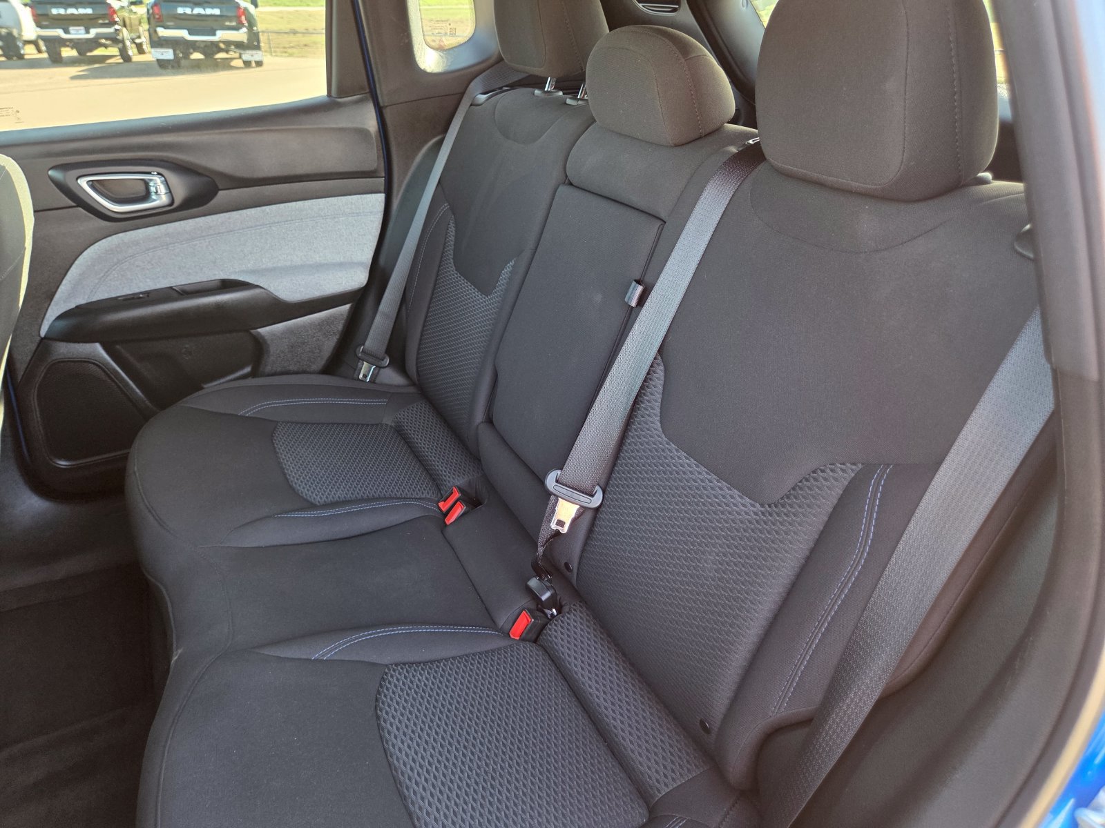 Used 2023 Jeep Compass Sport AWD/4WD image 22