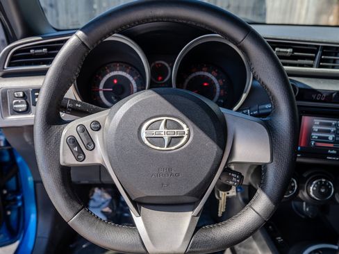 Used 2014 Scion tC image 15