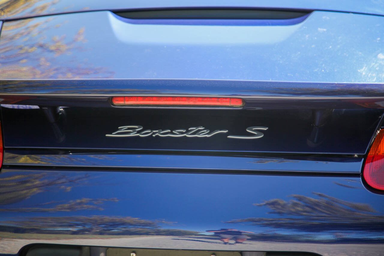 Used 2000 Porsche Boxster S RWD image 16