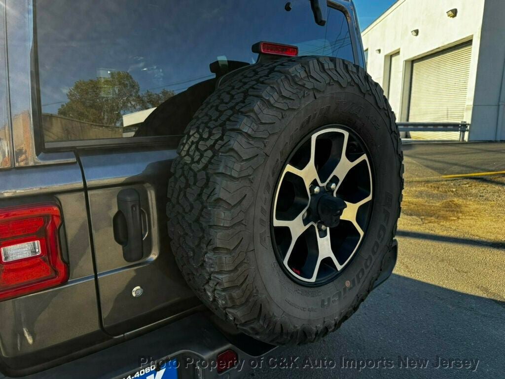Used 2020 Jeep Wrangler Unlimited Rubicon AWD/4WD image 8