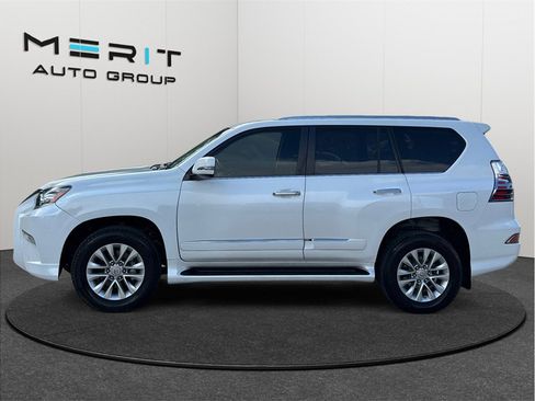 Used 2018 Lexus GX 460 Premium w/ Premium Package AWD/4WD image 4