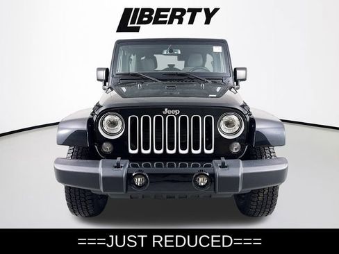 Used 2017 Jeep Wrangler Unlimited Sahara w/ Connectivity Group image 2
