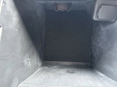 Used 2023 Ford Explorer XLT w/ Equipment Group 202A image 30