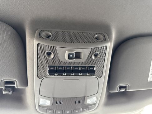 Used 2018 Ford F250 Lariat w/ Lariat Ultimate Package image 27