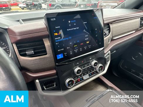 Used 2024 Ford Expedition Max Limited image 24