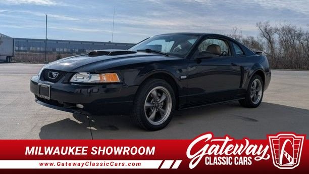 Used 2003 Ford Mustang GT RWD image 1