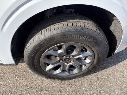 New 2026 Ford Maverick XLT w/ XLT Luxury Package FWD image 14