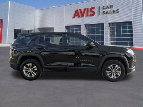 Used 2025 Chevrolet Equinox LT image 7