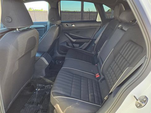 Used 2024 Volkswagen Jetta Sport FWD image 10