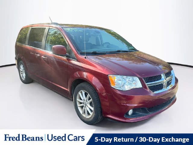 Used 2019 Dodge Grand Caravan SXT w/ Rear Park Assist Package FWD image 1