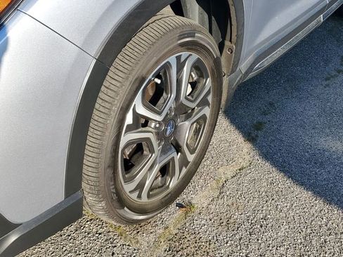 Used 2024 Subaru Ascent Limited w/ Technology Package image 6