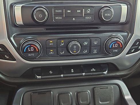 Used 2018 GMC Sierra 1500 SLT w/ Texas SLT Premium Package RWD image 26