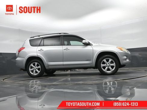 Used 2011 Toyota RAV4 Limited w/ Limited Extra Value Pkg AWD/4WD image 34