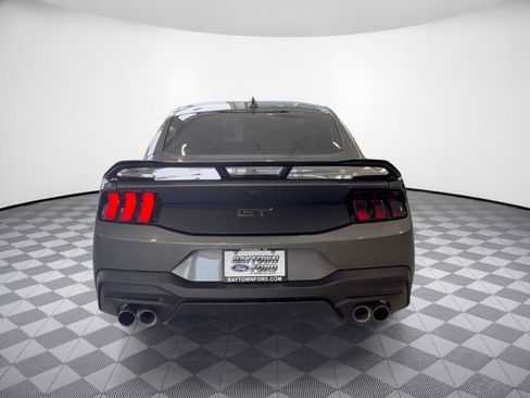 Used 2024 Ford Mustang GT RWD image 11
