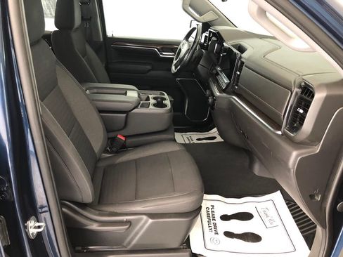 Used 2023 Chevrolet Silverado 1500 LT AWD/4WD image 12