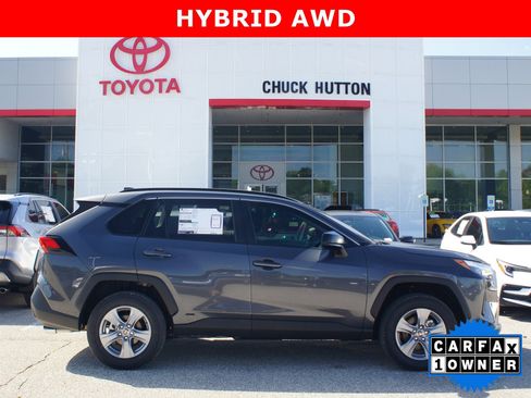 Used 2025 Toyota RAV4 LE AWD/4WD image 1