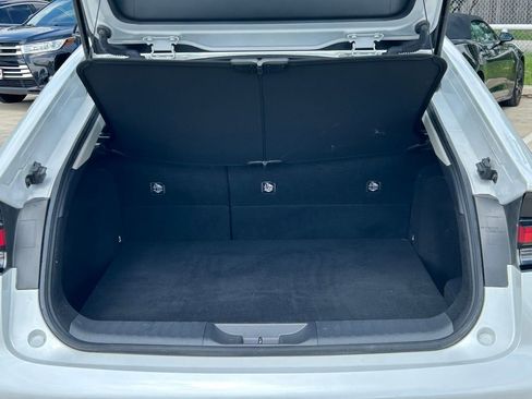 Used 2023 Toyota Prius XLE FWD image 14