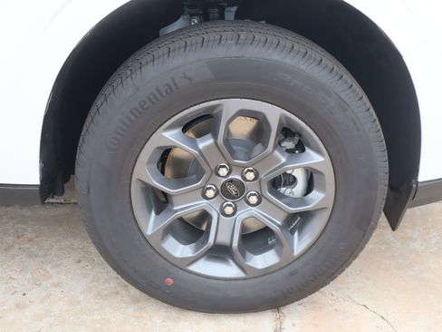 New 2026 Ford Maverick XLT FWD image 16