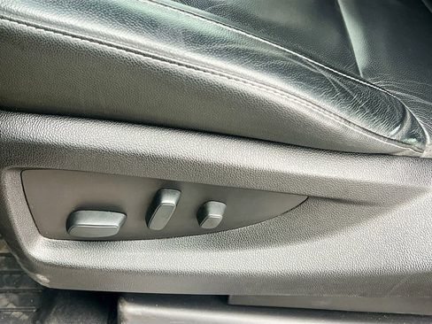 Used 2018 Chevrolet Silverado 1500 LTZ Z71 w/ Redline Edition image 21