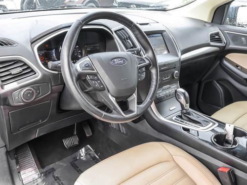 Used 2018 Ford Edge SEL w/ Equipment Group 201A AWD/4WD image 5