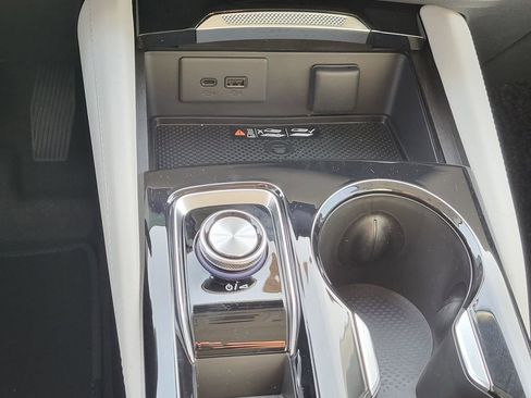 New 2026 Buick Envision Avenir image 11