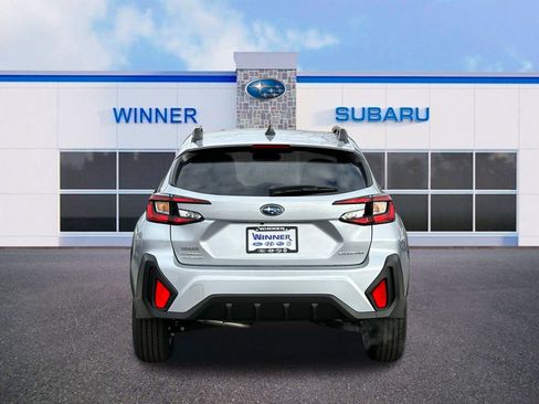 Used 2024 Subaru Crosstrek 2.0i Premium AWD/4WD image 5