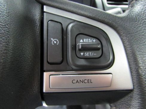 Used 2017 Subaru Forester 2.5i Limited AWD/4WD image 24