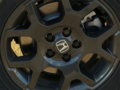 New 2025 Honda Pilot TrailSport image 4