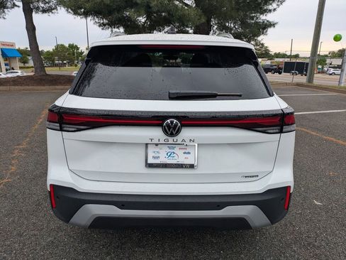 New 2026 Volkswagen Tiguan S AWD/4WD image 5