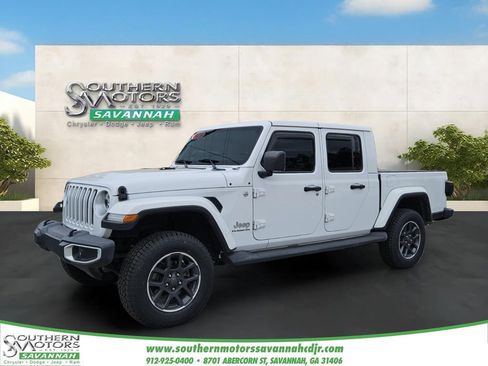 Used 2021 Jeep Gladiator Overland w/ Popular Equipment Package AWD/4WD image 1
