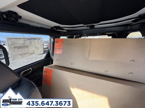 New 2025 Ford Bronco Badlands image 48