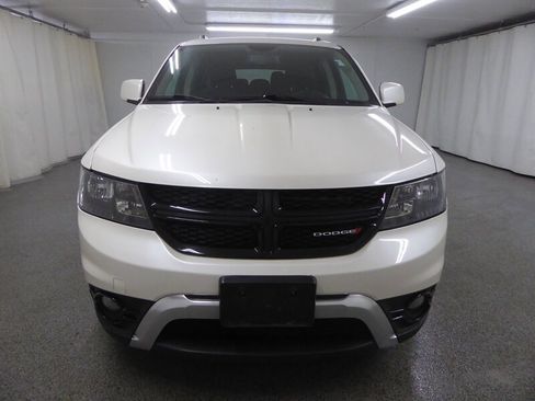 Used 2015 Dodge Journey Crossroad w/ Flexible Seating Group image 2