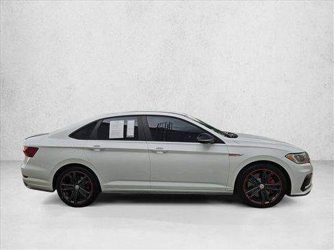 Used 2019 Volkswagen Jetta GLI FWD image 4