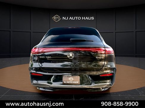 Used 2023 Mercedes-Benz EQS 580 4MATIC SUV image 14