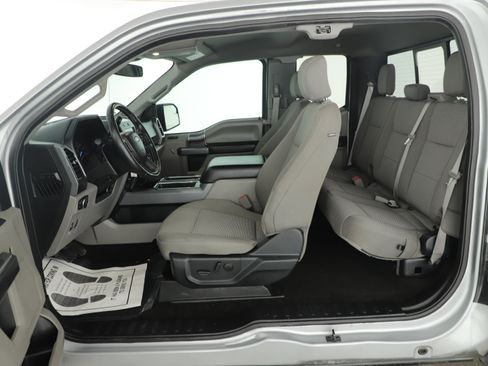 Used 2020 Ford F150 XLT w/ Equipment Group 302A Luxury image 6