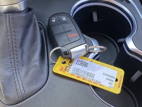 Used 2020 Dodge Durango SXT image 8