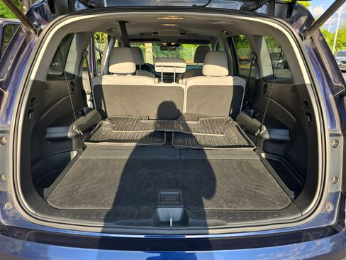 Used 2019 Honda Pilot Touring image 13