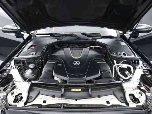 Used 2018 Mercedes-Benz E 400 4MATIC Coupe image 26