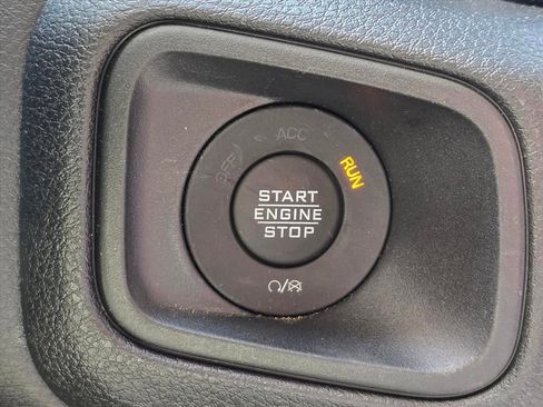 Used 2024 Jeep Wrangler Unlimited Sport AWD/4WD image 17