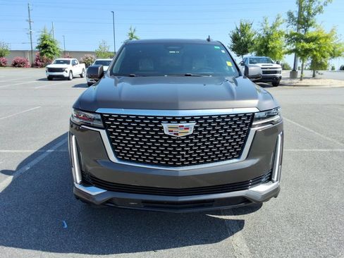 Certified 2021 Cadillac Escalade Premium Luxury AWD/4WD image 2