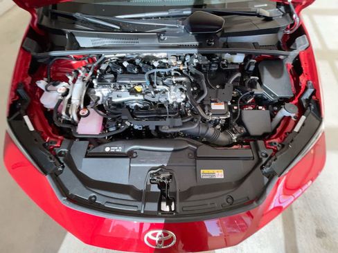 Used 2026 Toyota Prius Plug-In Hybrid FWD image 25