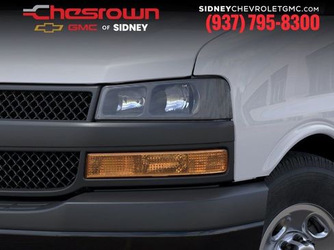 New 2025 Chevrolet Express 3500 w/ Driver Convenience Package RWD image 10