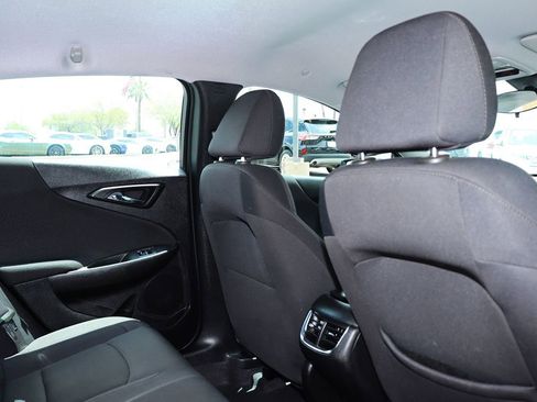 Used 2023 Chevrolet Malibu LT FWD image 28