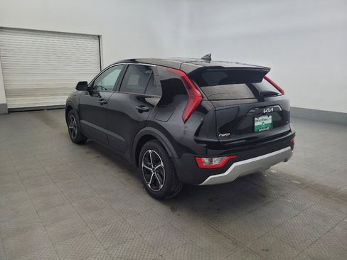 Used 2023 Kia Niro LX FWD image 5