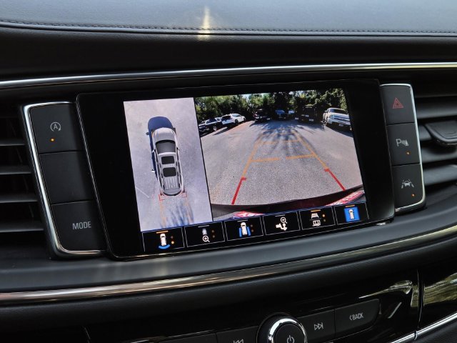 Used 2023 Buick Enclave Avenir w/ Avenir Technology Package FWD image 29