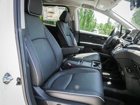 New 2026 Honda Odyssey Touring image 34