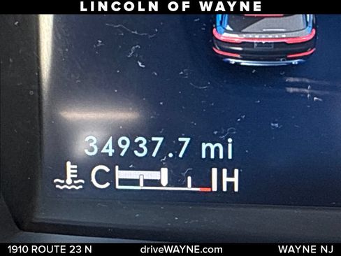 Certified 2023 Lincoln Corsair AWD image 17