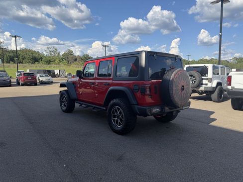 Used 2024 Jeep Wrangler Unlimited Rubicon w/ Safety Group AWD/4WD image 4