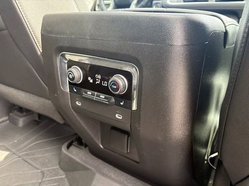 Used 2023 Chevrolet Tahoe Z71 w/ Luxury Package AWD/4WD image 35